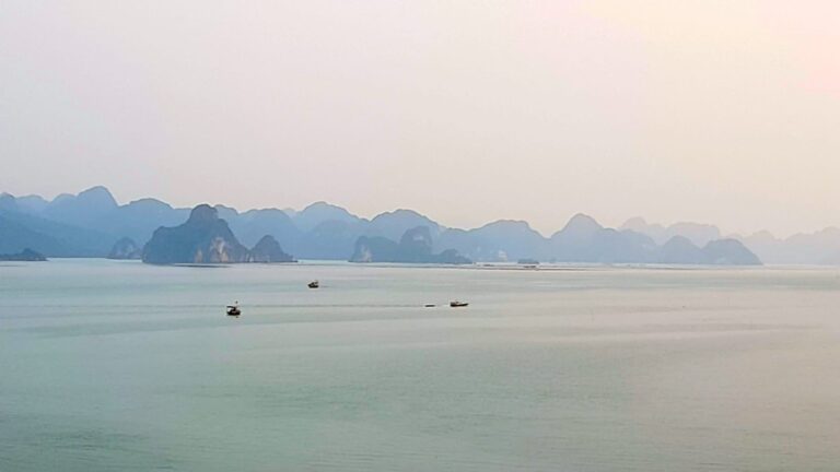 Ha Long 4